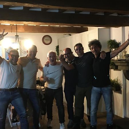 Il Nido Nel Borgo Casa Vacanze Camaiore Exterior foto