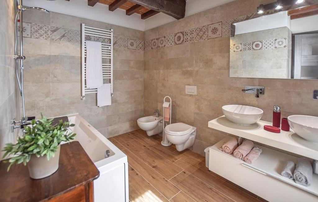 Il Nido Nel Borgo Casa Vacanze Camaiore Exterior foto